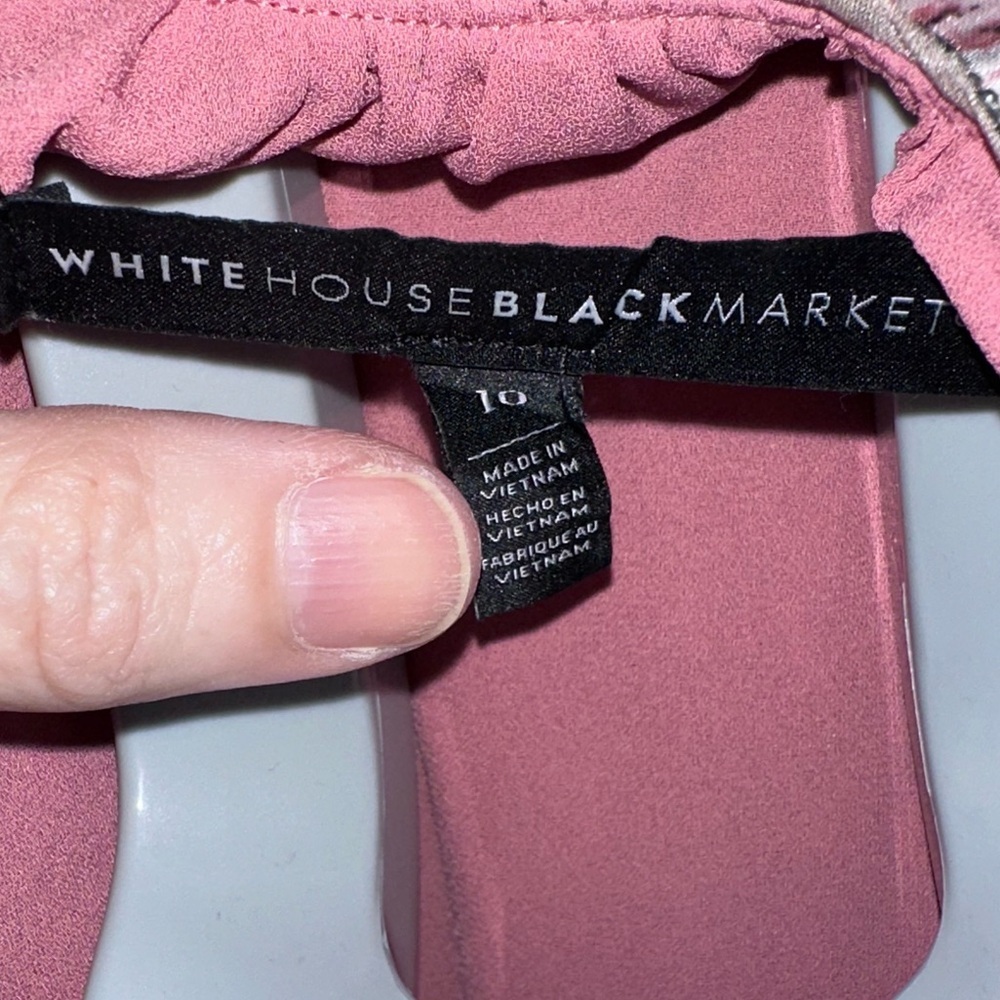 White House Black Market Blush Floral Blouse - Picture 4 of 4